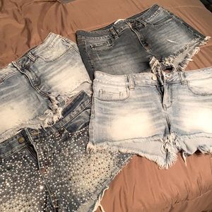 Victoria Secret PiNK Jean shorts size 6